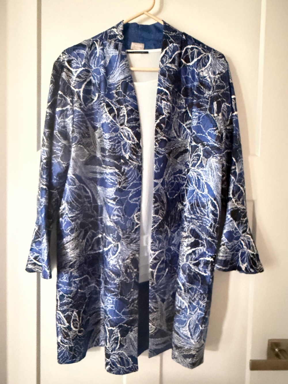 CHICO’S Blue Floral Open-Front Jacket